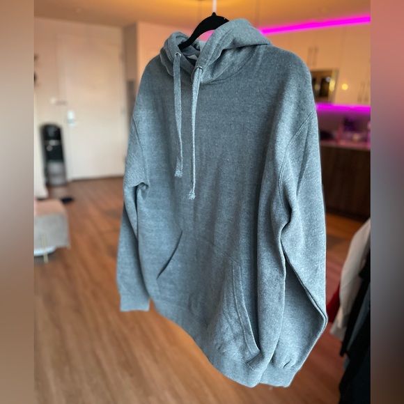 Urban 360 Long-Sleeve Hooded Sweatshirt | Closet Label #53.) - Picture 6 of 9